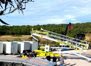 La grue de la marque Speed Crane non déployée