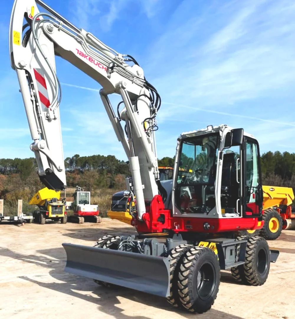 Pelle pneus Takeuchi neuve