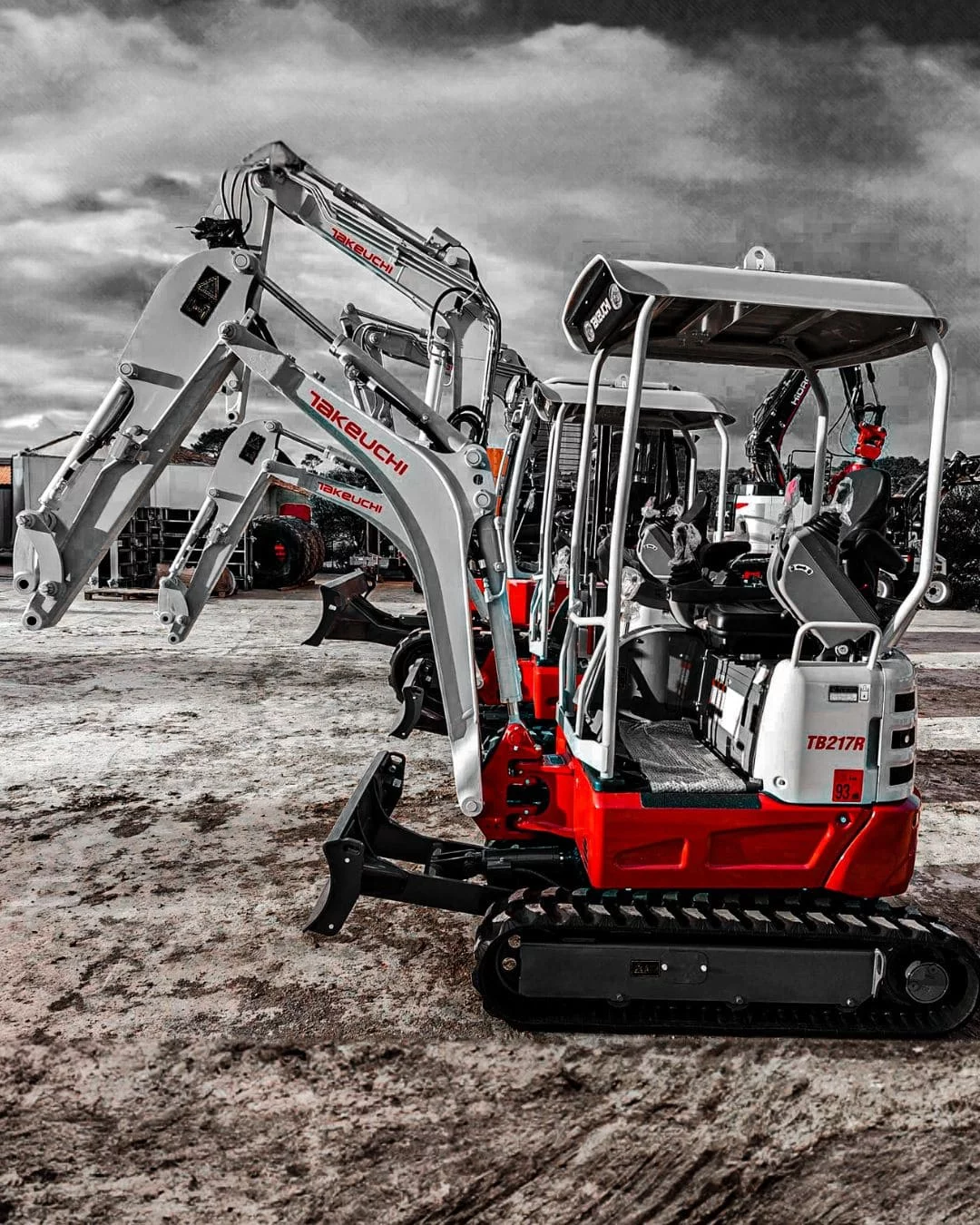 Mini pelles Takeuchi neuves sur parc